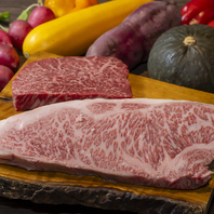 熟練シェフにより厳選された、最高級の神戸牛です。