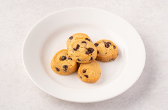 チョコチップクッキー（８枚入り）