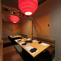 2つの部屋を繋げて12名様でご利用頂けます。