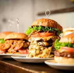 ボリューム満点☆アメリカンスタイルハンバーガー！