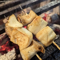 備長炭の串焼き。伝統のレシピと秘伝のタレ。