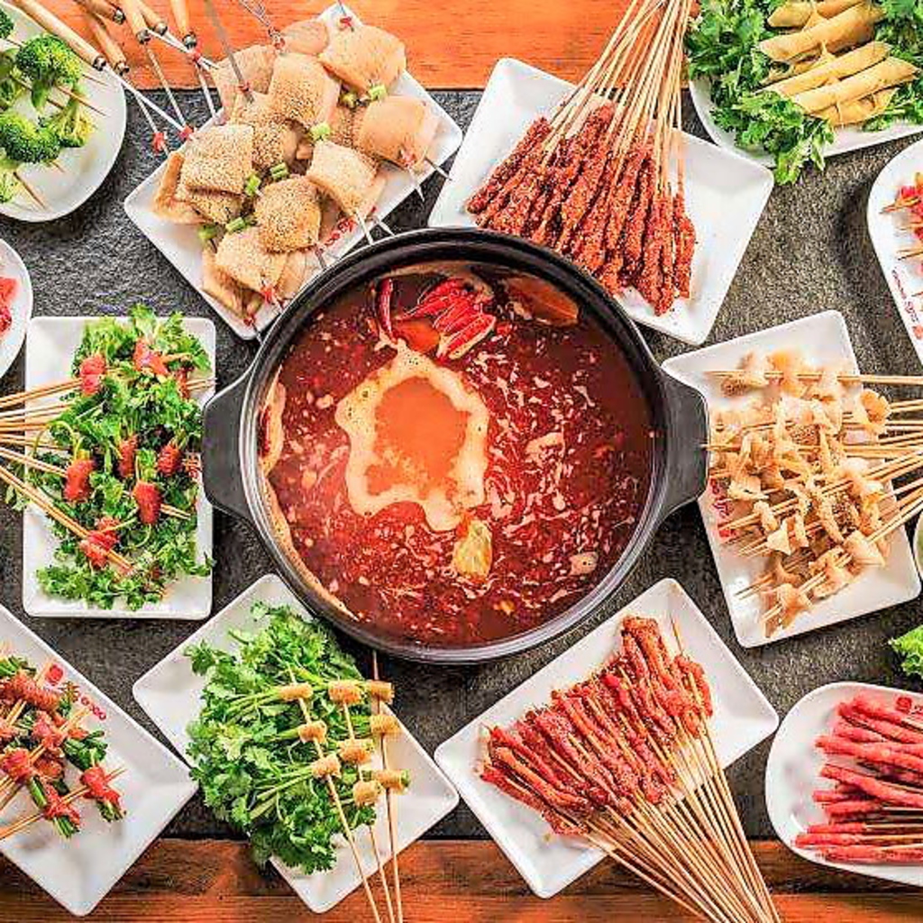 本場の中華をお楽しみ下さい♪流行りの串鍋×泥鍋火鍋で召し上がれ♪