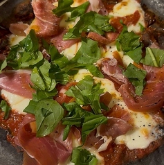 生ハムとルッコラ