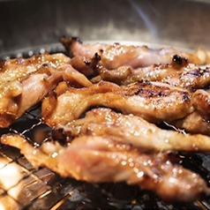 鶏せせりの炭火焼