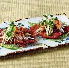 焼きしゃぶチャーシューの荏胡麻包み