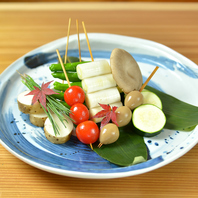 各産地の季節野菜、特産野菜、天然の山菜などの季節料理