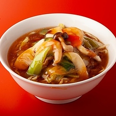 野菜たっぷり五目ラーメン