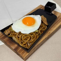 月見鉄板焼きそば