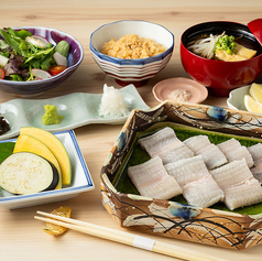  活鰻(かつまん)定食