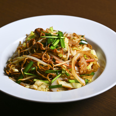 エビ、イカ、ホタテの海鮮かた焼きそば/ナスと豚バラ肉のかた焼きそば