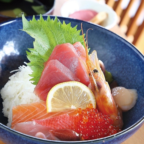 寿司職人がつくる拘りの海鮮料理が味わえる和食料理店