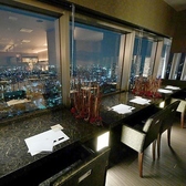 当店では、現金払いだけでなく、クレジットカードやQRコード決済など、豊富な支払い方法をご用意しています。お会計をスピーディーに済ませて、ストレスフリーで美味しいお食事を心ゆくまでお楽しみください。快適でスムーズな食事体験をご提供いたします。