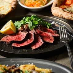 【メインディッシュ】旭高砂牛ランプのタリアータ オホーツクの塩とバルサミコ