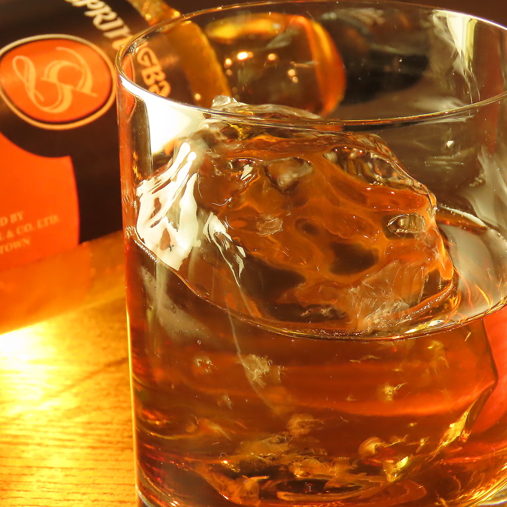 ウイスキーだけで20種類以上の品揃えになっており、ウイスキーベースのカクテルもご用意可能です！