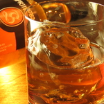 ウイスキーだけで20種類以上の品揃えになっており、ウイスキーベースのカクテルもご用意可能です！