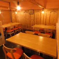 【テーブル席6名×1席 4名×2席】