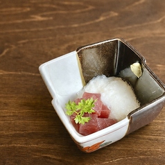マグロと長芋の山かけ
