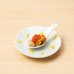 焼き牡蠣の宝石盛り(1個）