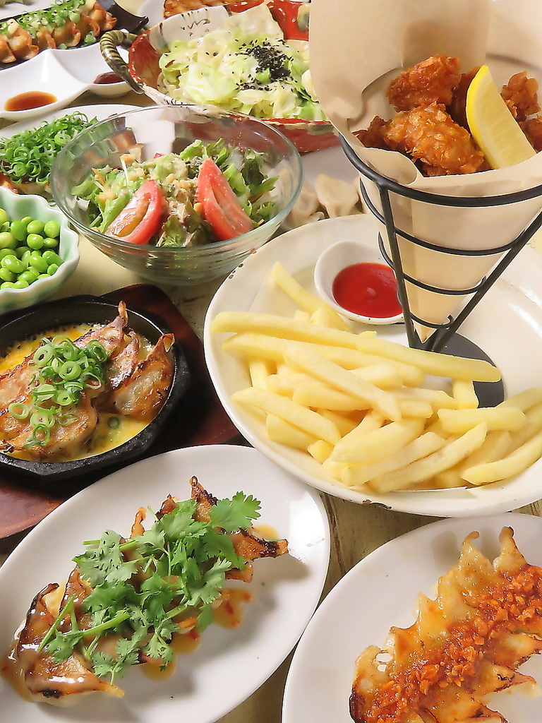 食べ飲み放題コースご用意♪こだわりの14種の餃子食べ放題がクーポン利用で4500円⇒4000円(税込)！
