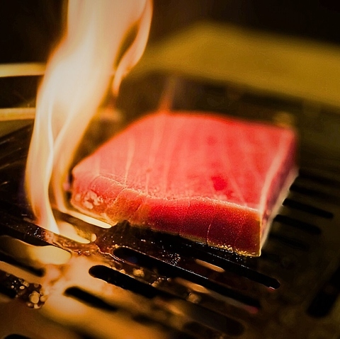 厳選した魚介とお肉が堪能できるお店が新橋に登場！料理に合うお酒も種類豊富にご提供