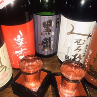 アラカルト料理が楽しめる豊富な種類の焼酎・日本酒