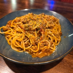 じっくり煮込んだ濃厚ミートソース