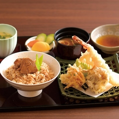 まぐろ飯と季節の天ぷら膳