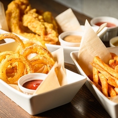 ハンバーガーやサンドイッチにセットメニューをご用意！