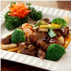 牛肉の黒コショウ炒め