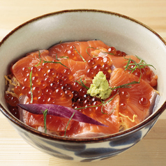 サーモンといくらの石狩親子丼