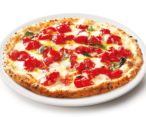 世界コンぺティション最優秀賞pizza【D.O.C】が大好評！完熟チェリートマトの甘みが◎