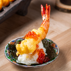 握らな天むすいくら乗せ