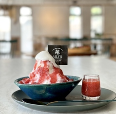 いちごのふわ雪かき氷