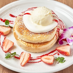 ストロベリーホイップパンケーキ