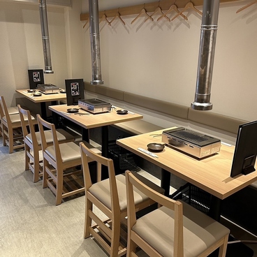 焼肉こじま 離れ 大阪池田の雰囲気1