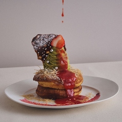 いちごとピスタチオのパンケーキ　いちごソース