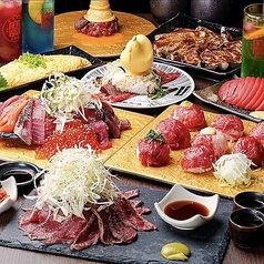 寿司 肉寿司 焼鳥 もつ鍋 食べ飲み放題 完全個室居酒屋 肉と海鮮 もてなし屋 新宿本店の特集写真