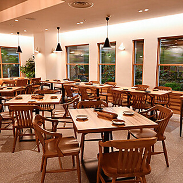 鎌倉海街テーブルの雰囲気1