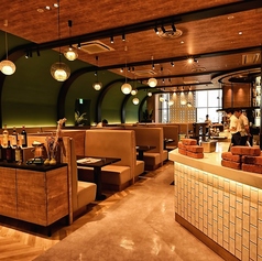 ご家族連れやお友達同士で、ランチやディナータイムにご利用ください♪