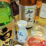 焼酎、日本酒を種類豊富に取り揃えております！自慢の海鮮と共にお召し上がりください♪