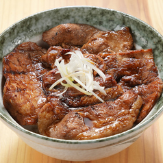 「ぶたまろ」の豚丼