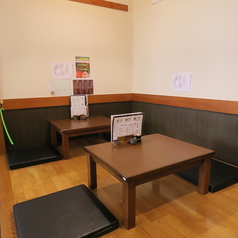 ２名様がけのお座敷をご用意しております。