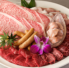 【土日祝限定】味わい盛合せ〈4名盛〉