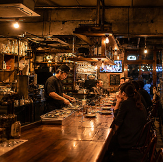 FOREVER CAFE&OYSTER BAR フォーエバーカフェ&オイスターバーの写真