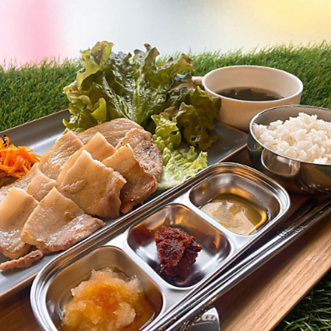 KOREAN DINING MONJO RA _CjO W