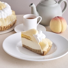 “岡山白桃”とアールグレイのムースケーキパイ
