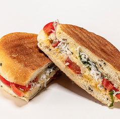 しらすとトマトのサンド