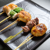 鹿児島県産鶏肉を一本ずつ丁寧に焼き上げる炭火串焼き