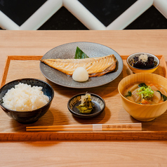 ハイパー干物クリエイターふじまのサバ汐焼き定食