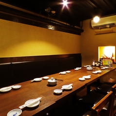 １F2Fとお席ございます！落ち着いた雰囲気で会社のご宴会や接待、会食などにもご利用いただけます。アクセス抜群なお茶の水での場所探しにぜひ♪